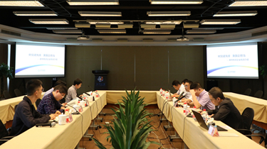 省郵政管理局局長(zhǎng)、省交通運(yùn)輸廳副廳長(zhǎng)陳凱一行到英特調(diào)研指導(dǎo)